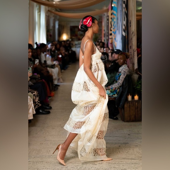 HOUSE OF AAMA Anancy Panelled Silk Maxi Dress Ivory 4 - Picture 5 of 11